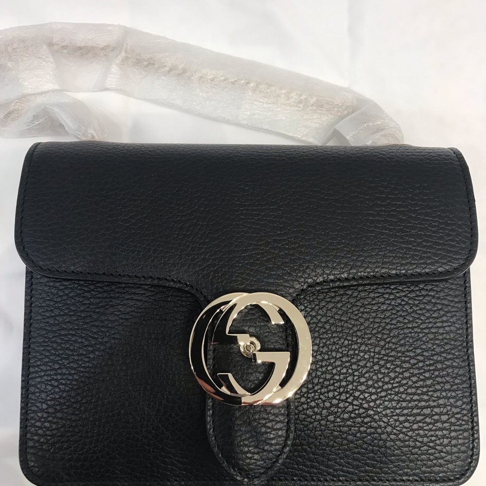 Gucci interlocking chain black leather bag